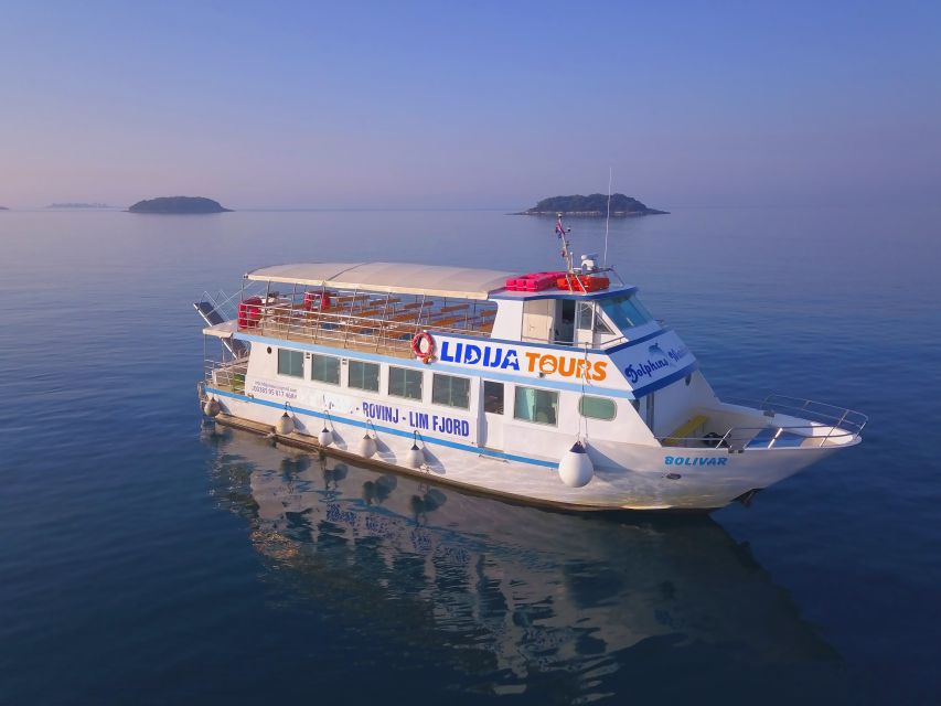 From Vrsar: Lim Bay, Pirate Cave and Rovinj Visit - The calm sailing between the stops