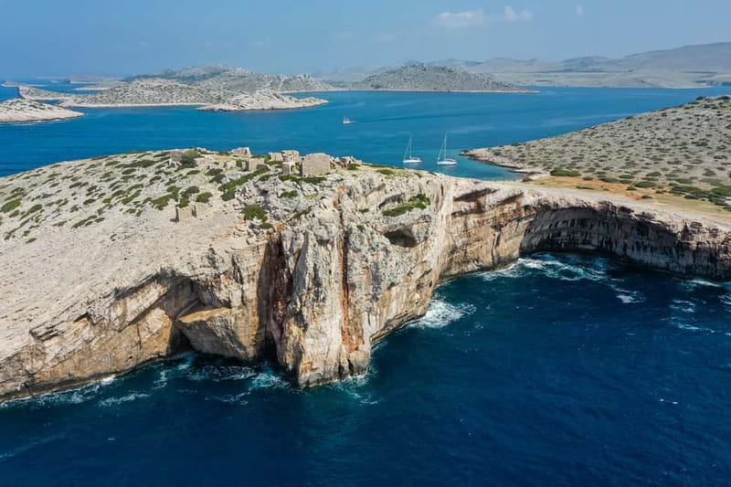 From Zadar: Kornati National Park and Telascica Boat Trip - Boat comfort, group size, and the best seat