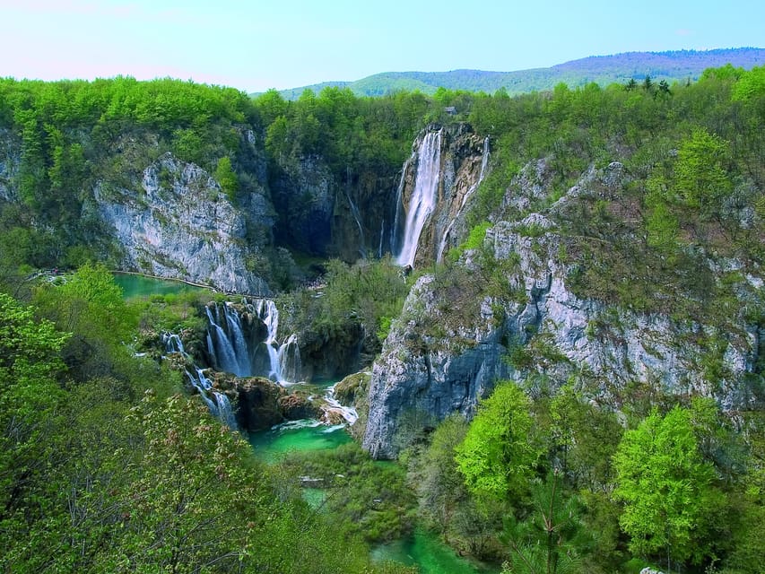 From Zadar: Plitvice Lakes Day Tour - The panoramic train through the park