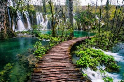 Plitvice Lakes with Boat Ride & Zadar Old town tour