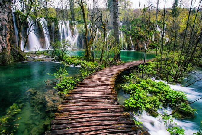 From Zadar: Plitvice Lakes with Boat Ride & Zadar Old town tour - The route through the park