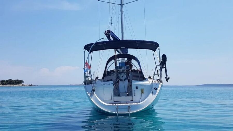 From Zadar: Private Half Day Sailing Tour - A private boat that suits families and friends