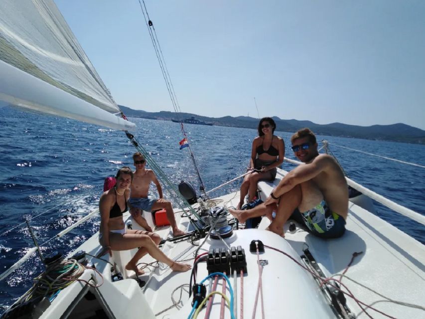 From Zadar: Ugljan Beach and Villages Private Sailboat Tour - Lunch, coffee, and the cost of eating ashore