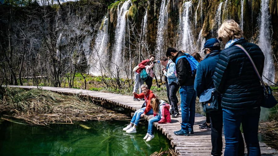 From Zagreb: Plitvice Lakes National Park Full-Day Tour - The boat ride and panoramic train