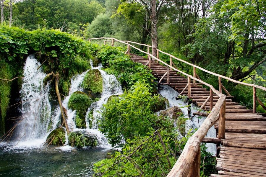 From Zagreb: Plitvice Lakes & Rastoke Private Tour - Why Plitvice makes a strong day trip from Zagreb