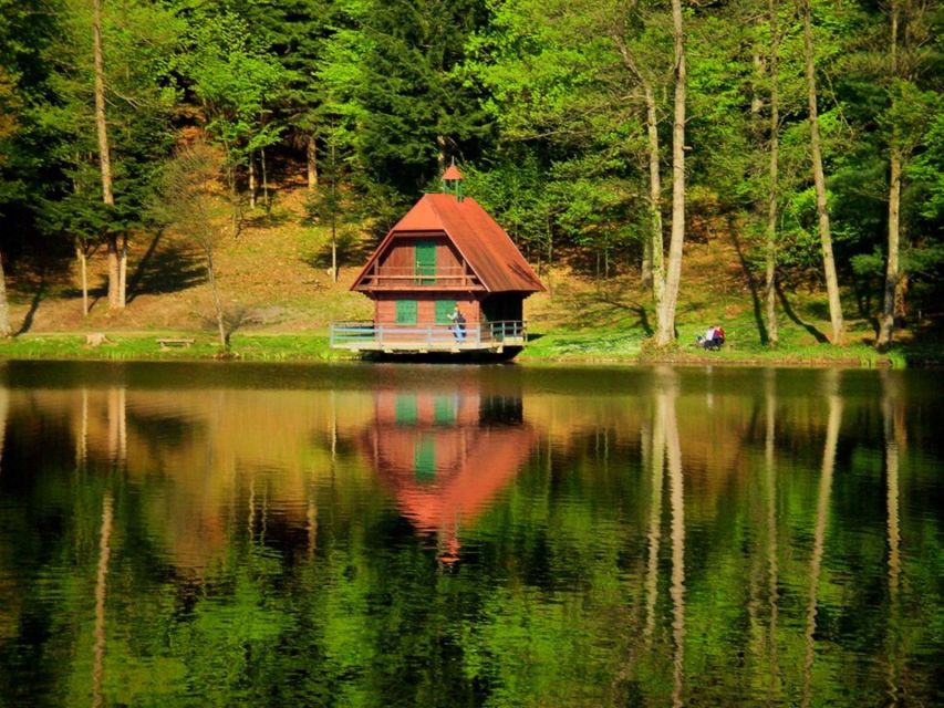 From Zagreb: Prehistoric and Medieval Croatia Tour - A private van makes the route easier