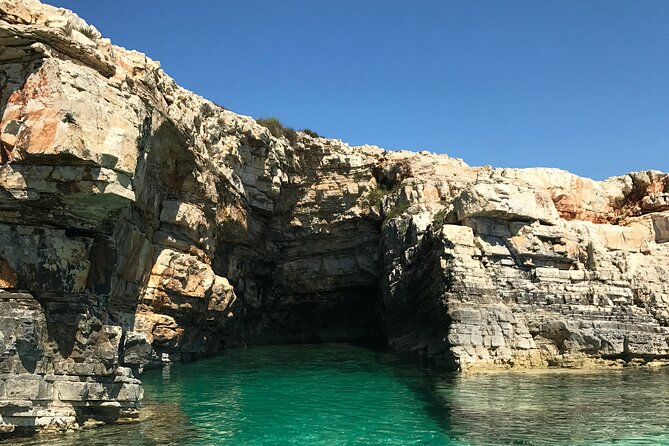 Full-Day Boat Tour of the Medulin Archipelago from Medulin - What the boat atmosphere is really like