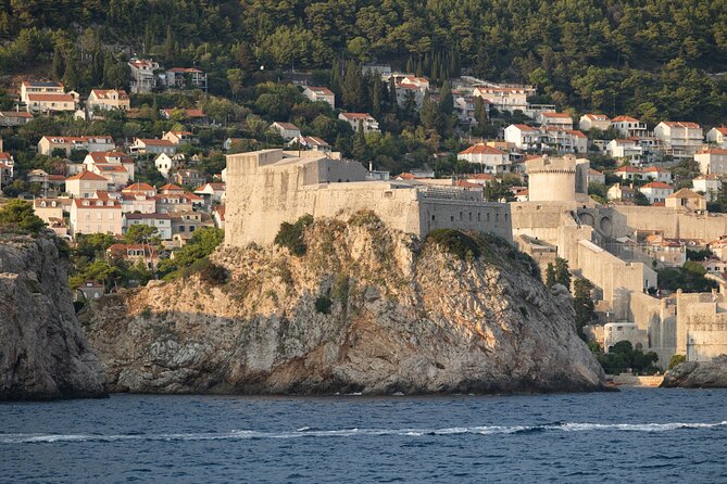 Game of Thrones Cruise And Walking Tour Karaka Dubrovnik - Group size, weather, and cancellation details
