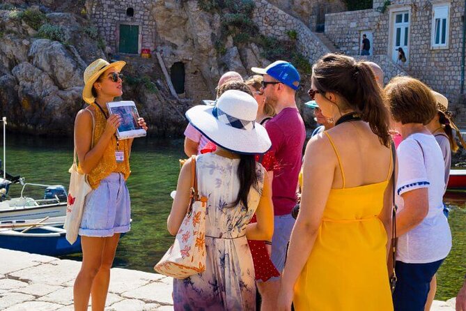 Game of Thrones & History of Dubrovnik Tour - Finding the red umbrella at Onofrio’s Fountain