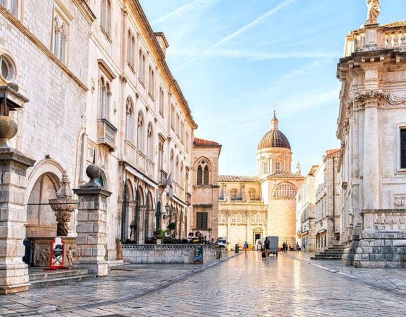 Group tour: Dubrovnik Walking Tour (1h duration, 9:30am, 6pm - Key points at a glance