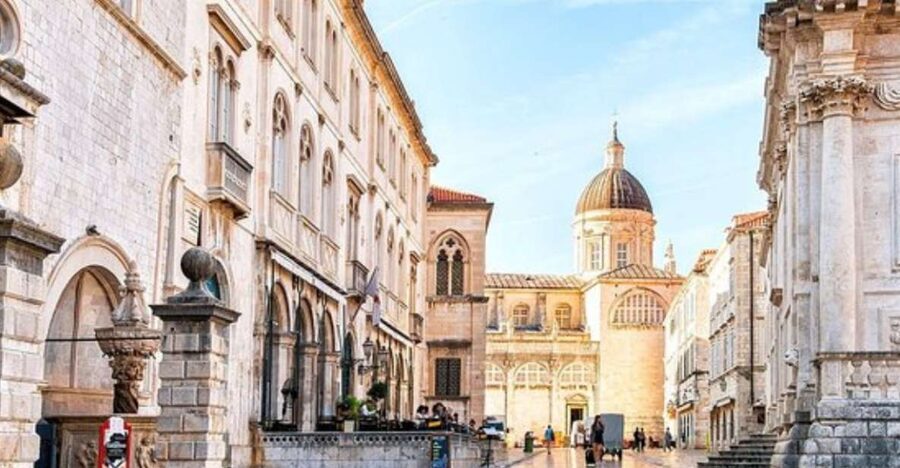 Group tour: Dubrovnik Walking Tour (1h duration, 9:30am, 6pm - Rector’s Palace and Dubrovnik’s civic story