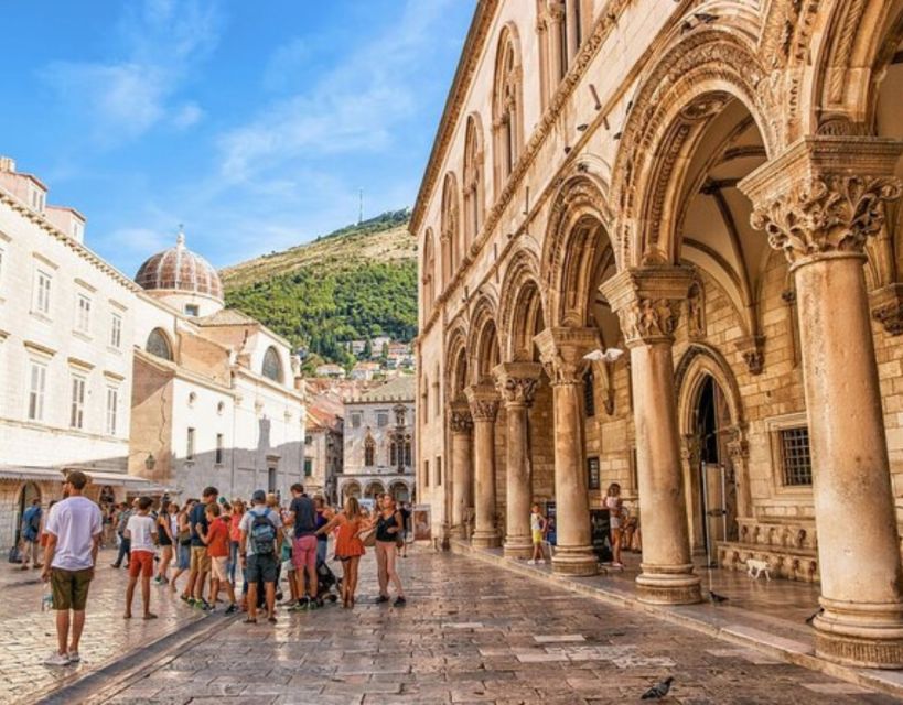 Group tour: Dubrovnik Walking Tour (1h duration, 9:30am, 6pm - What one hour can realistically give you