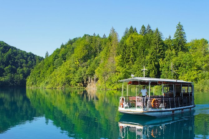Guided transfer from Split to Zagreb with Plitvice Lakes stop - Getting from Plitvice to Zagreb
