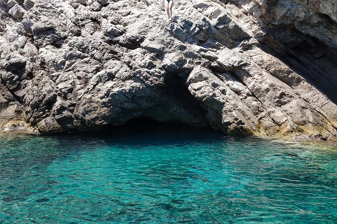 Half-Day Best Beaches & Bays Private Speed Boat Tour - Who Will Enjoy This Boat Trip Most
