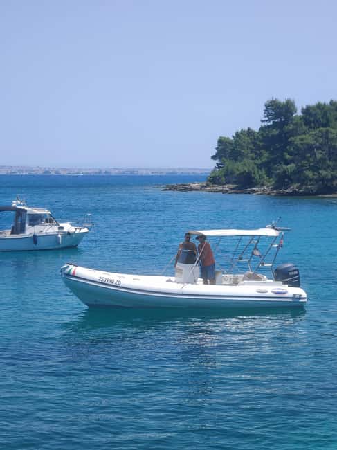 half day group speedboat tour of the islands around Zadar - What the speedboat feels like between stops