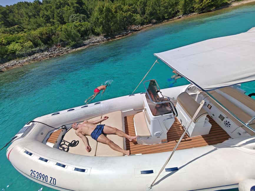 half day group speedboat tour of the islands around Zadar - Who should book this island trip?