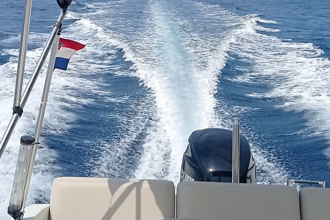 Half-Day Private Speed Boat Tour in Dubrovnik on Elaphiti Islands - Swimming through Kolocep’s Three Caves