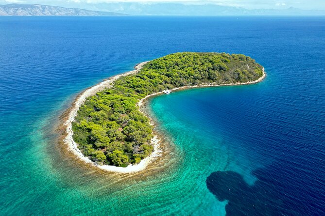 Half-day Speedboat Tour: Explore Hidden Gems of Hvar Island - Why this Makarska boat trip works so well