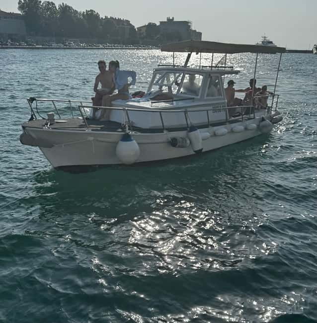 Half-day speedboat trip from Zadar with drinks - Meeting the boat at Obala kneza Branimira 27