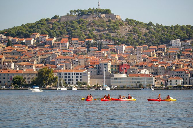 Hidden Šibenik - Kayaking - Seeing St. Nicholas Fortress from the water