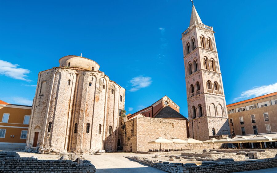 History Walking Group Tour in Old Center of Zadar - The Sea Organ brings the walk into modern Zadar