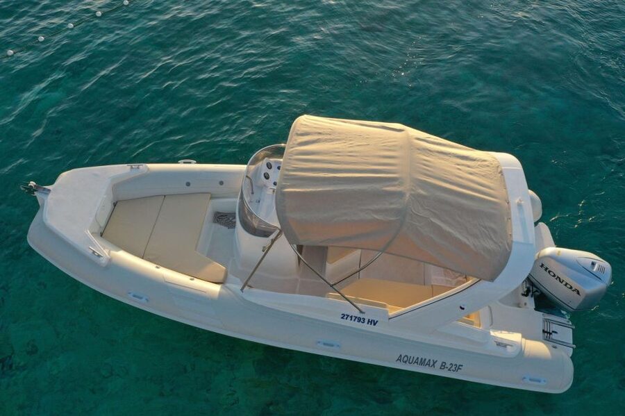Hvar:Blue & Grenn Cave and Vis Island Private Speedboat Tour - Budikovac Island starts the swimming day