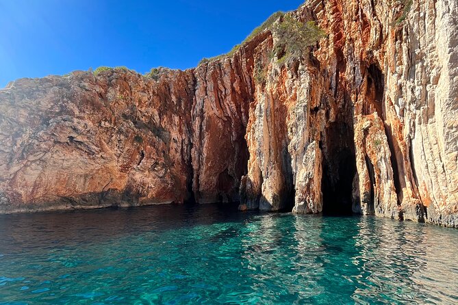 Hvar Delight: Private Speed Boat Tour - Leaving Hvar for Dubovica and the Red Rocks