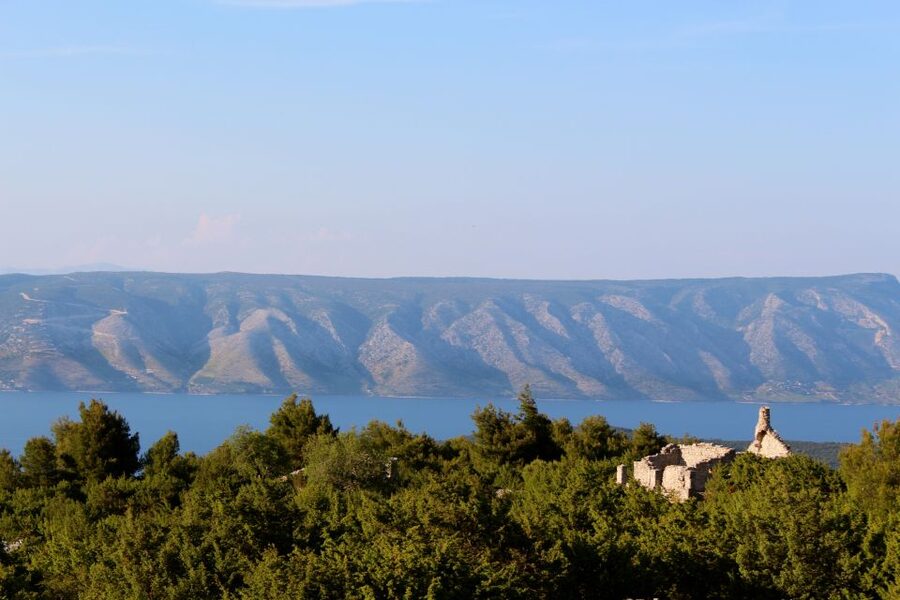 Hvar Hidden Gems Tour with Lunch or Dinner - Why this tour reaches beyond Hvar Town