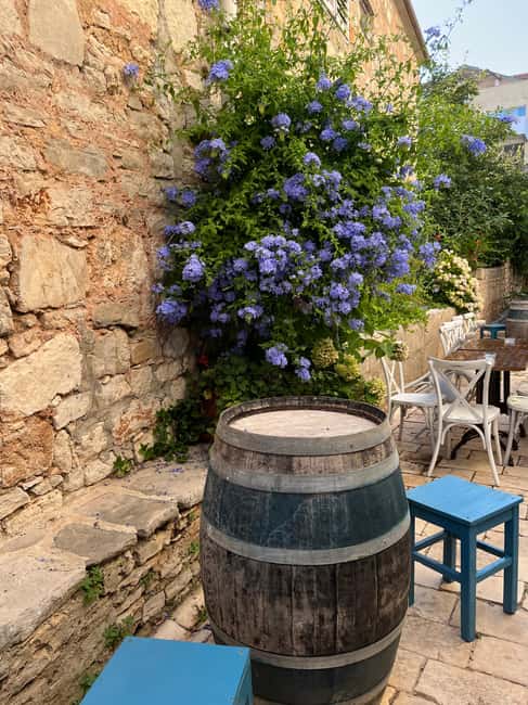 Hvar: Hvar Wine Tasting Experience - The guides can shape the whole outing