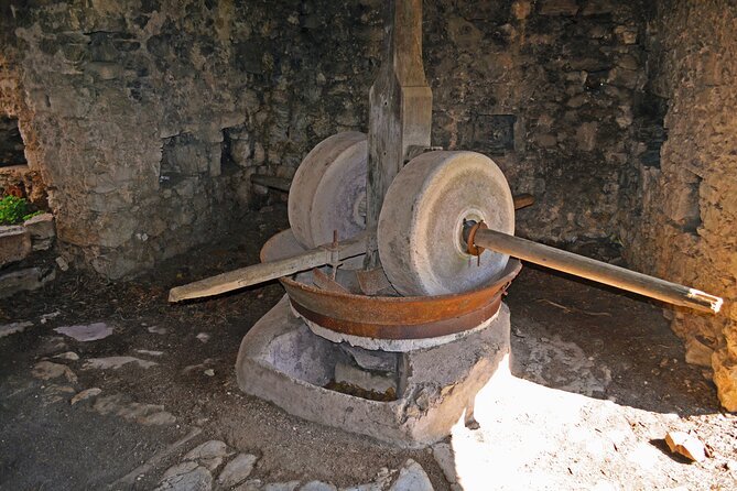 Hvar Lavender Tour - Price, group size, and what you receive