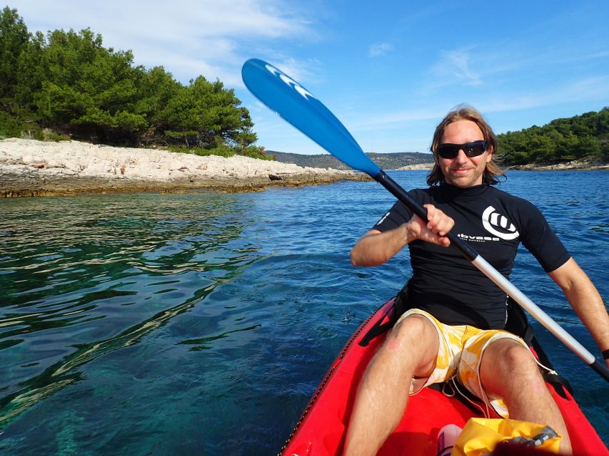 Hvar: Pakleni Islands Self-Guided Kayaking Tour - Setting out from Bonj Beach