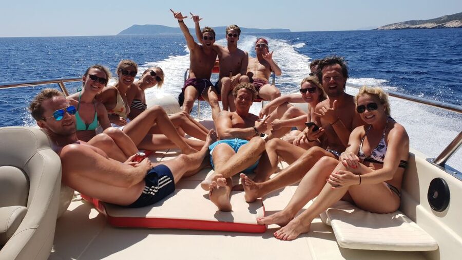 Hvar: Private Blue Cave and Vis Speedboat Tour - Starting with the Blue Cave