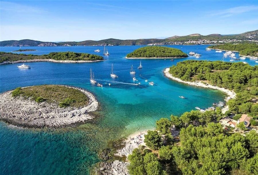 Hvar: Private Sailing Boat Trip with Swimming and Snorkeling - The Pakleni Islands by sail, not by road
