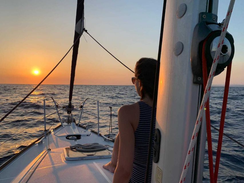 Hvar: Romantic Sunset Sailing Experience On A Comfort Yacht - Why a Hvar sunset sail works so well