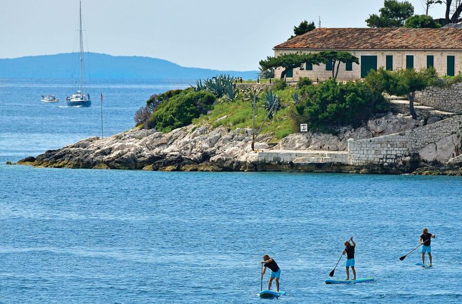 Hvar: Stand Up Paddle Board Rental - What makes the Pakleni island route appealing