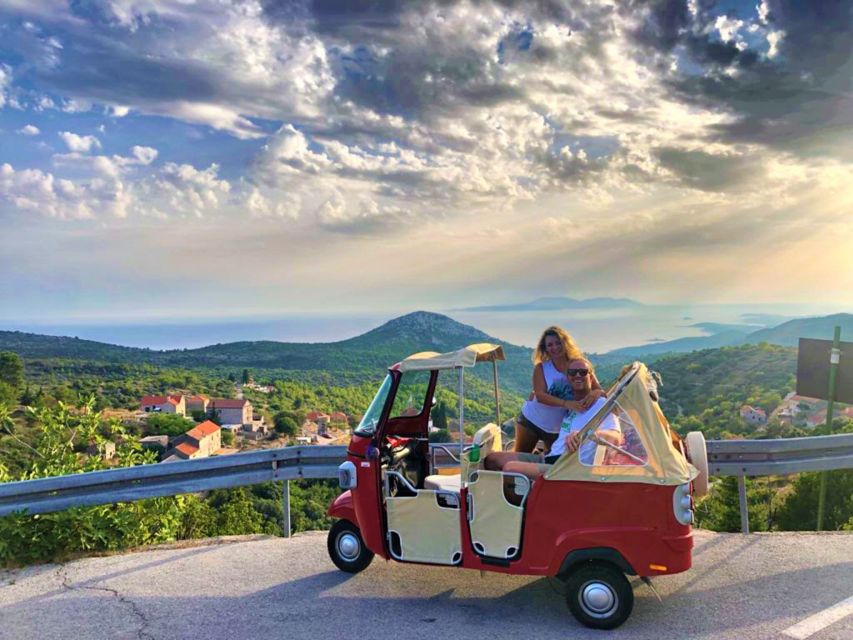 Hvar: Tuk Tuk island tour - Velo Grablje and the story of Hvar lavender