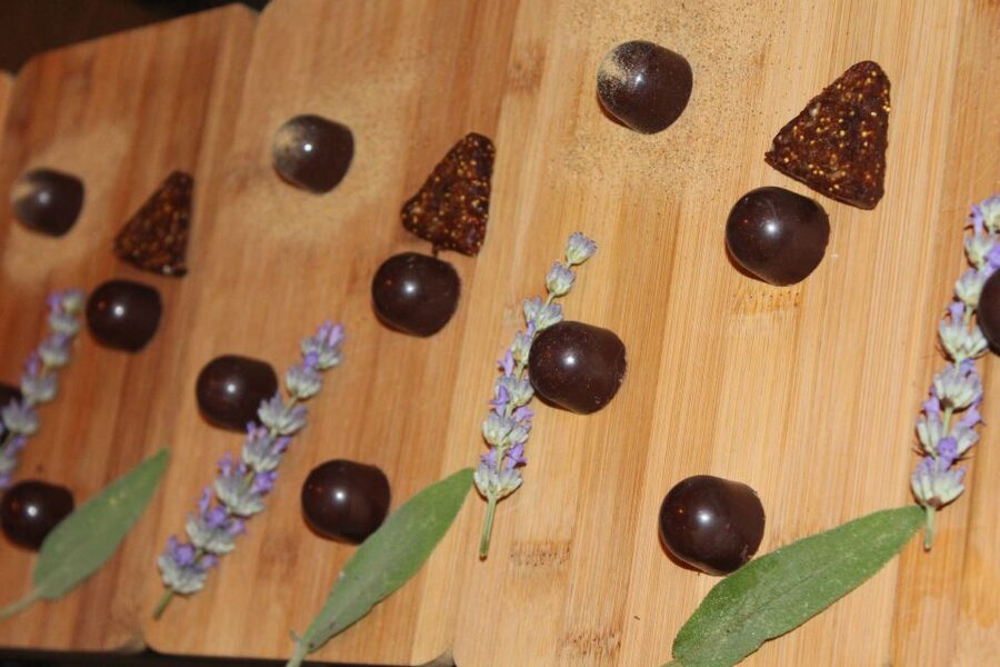 Hvar: Wine & Chocolate Tasting - What the guide adds to the day