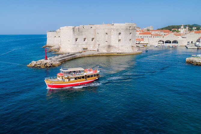 Island Hopping & City Walls Cruise with Food and Open Bar - Šipan and the Skočibuha summer house
