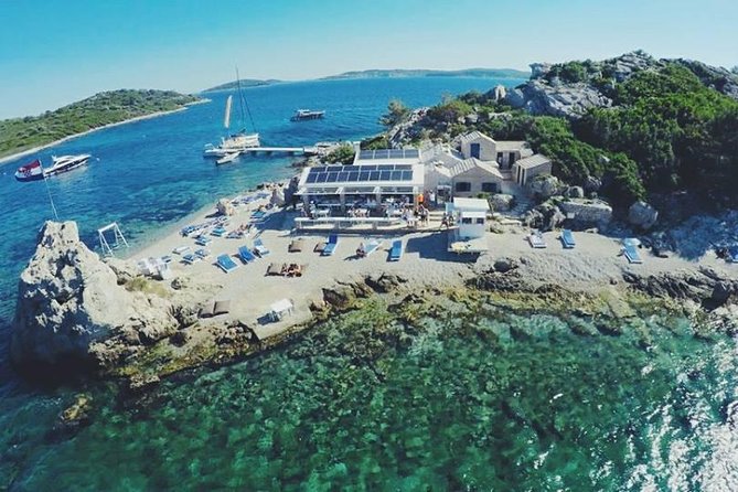 Island Stupe / Moro Beach Transfer - A quick boat ride from Korčula town