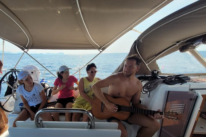 Islands Tour on Luxurious Jeanneau Sun Odyssey - Timing, weather, and cancellation details
