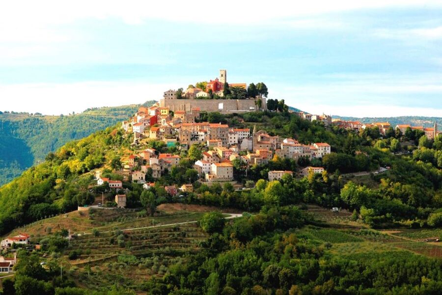 Istria Highlights Tour from Rijeka or Pula - Motovun gives the tour its best views