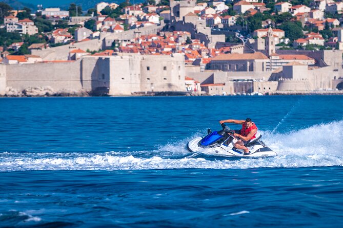 Jet Ski Rent 30 min - Waves can make the ride more exciting