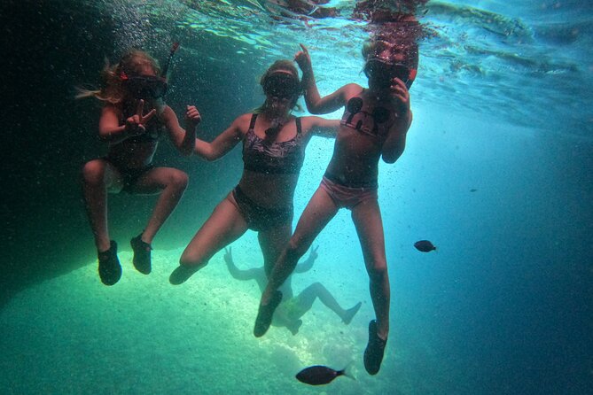 Kamenjak Nature Park: Kayak Tour with Snorkeling & Cave Exploring - Cliff jumping, from low ledges to 14 meters