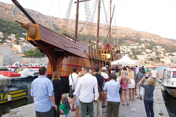 Karaka - The Best Dubrovnik Sunset Cruise (adults only) - Setting out from Dubrovnik’s old port