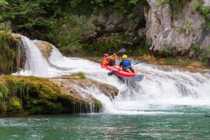 Kayaking in Mreznica Waterfalls near Slunj and Plitvice Lakes - Mrežnica River Kayaking Near Slunj