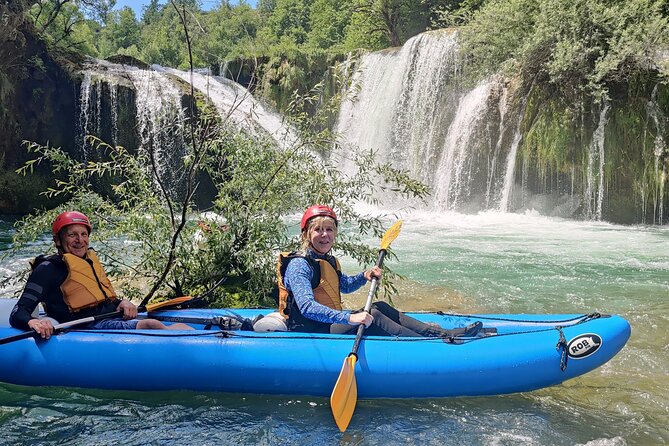 Kayaking Mreznica Waterfalls close to Plitvice Lakes - Swimming behind the falls and choosing your jump