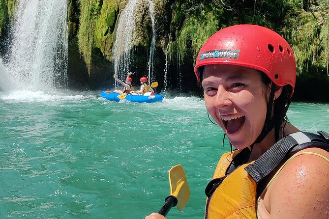 Kayaking Mreznica Waterfalls close to Plitvice Lakes - The riverside pause and return shuttle