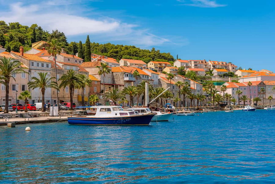 Korčula: Sail Away - tour with traditional craftmanship boat - A wooden boat with a Korčula family story