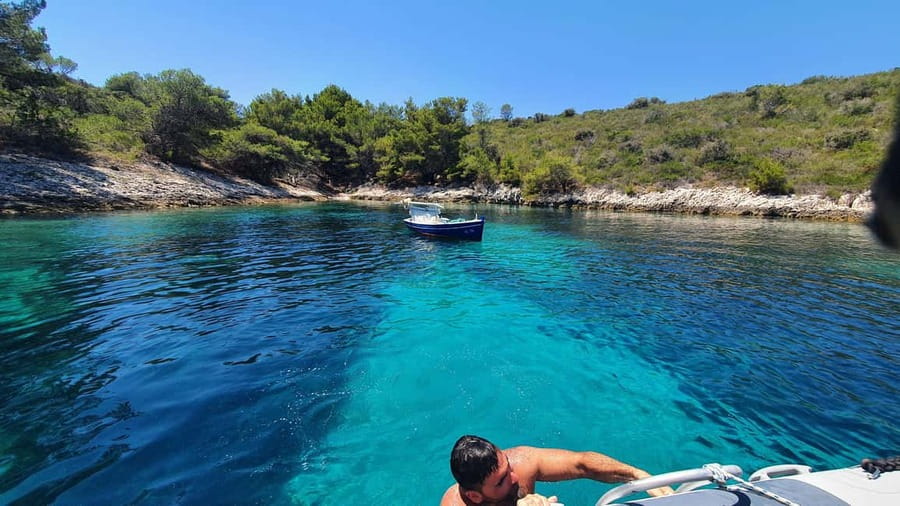 Korčula Snorkeling&Swimming, Shipwreck & More, Private Tour - Practical tips for a smoother morning or afternoon