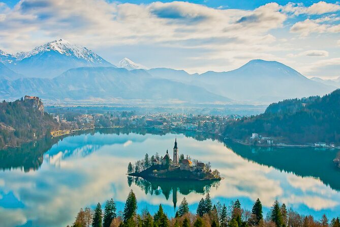 Ljubljana and Bled Lake - Small Group - Day Tour from Zagreb - Ljubljana’s bridges and central squares